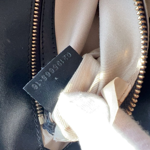 Chloe Leather C Crossbody Bag Black - Picture 12 of 13